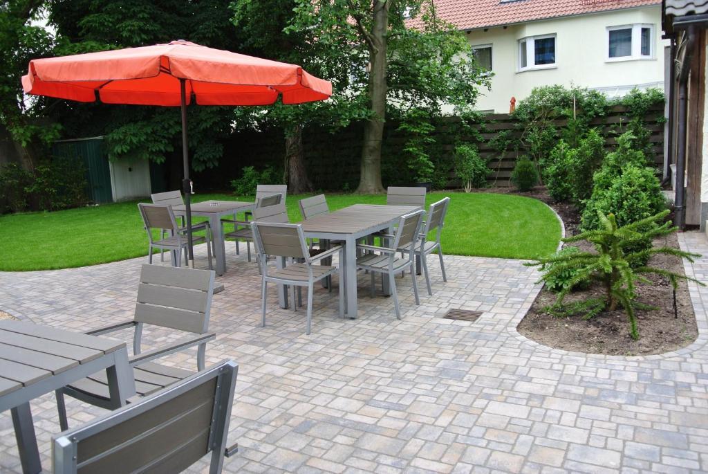 Nuernberger Trichter Family-business Garni Nuremberg